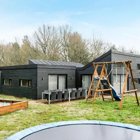 Sleeps 18 Pool Wifi